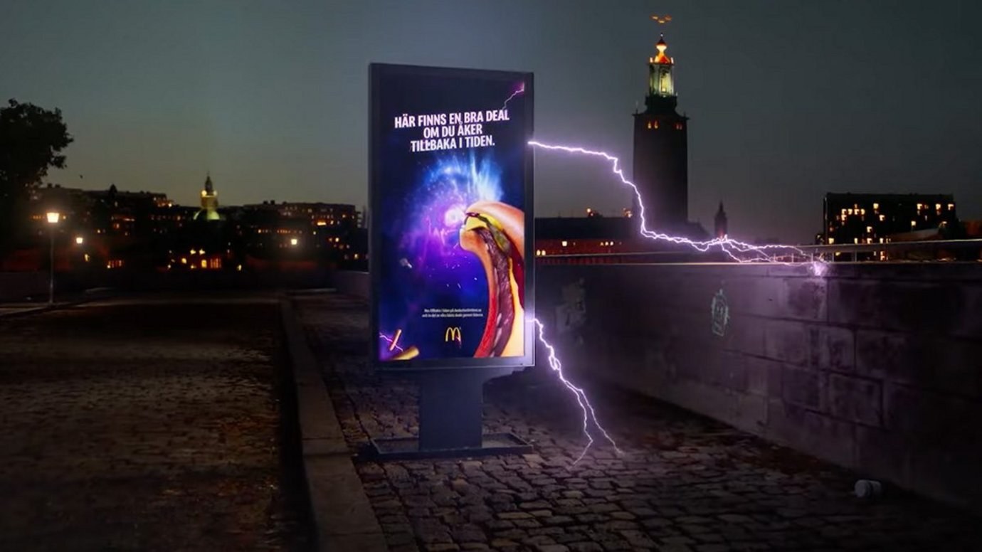 Campana de mcdonalds deals stuck in time 01